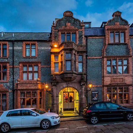 The Castle Hotel, Conwy, North Wales Екстериор снимка